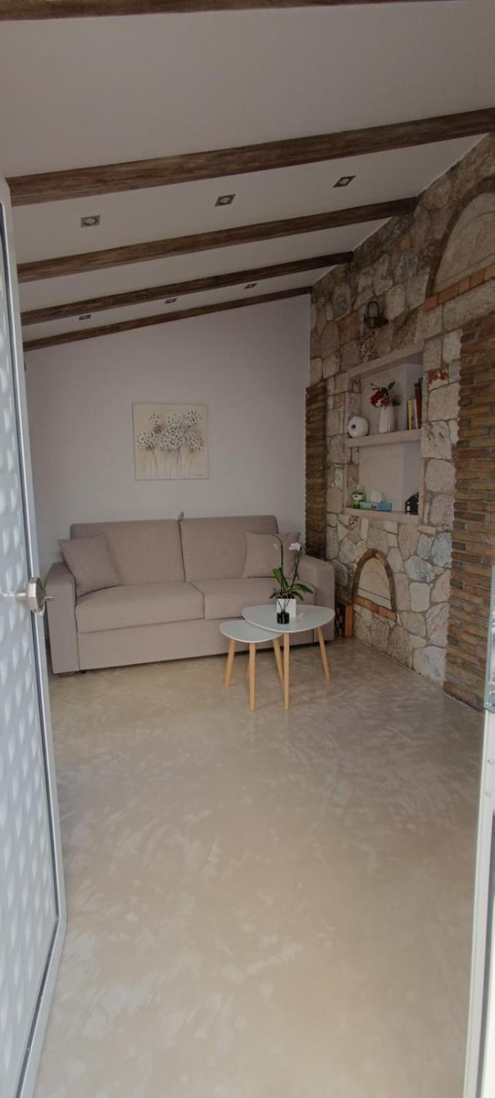 Апартаменты Boutique Eptalofos 15Min From Airport And Sea Kouvaras Экстерьер фото